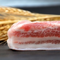 Thịt ba chỉ heo (ba rọi) tươi ngon